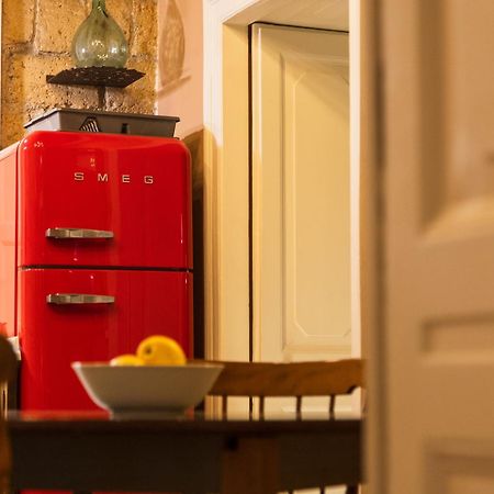 Bed and Breakfast I Leoni Di Rosaroll Napoli Esterno foto