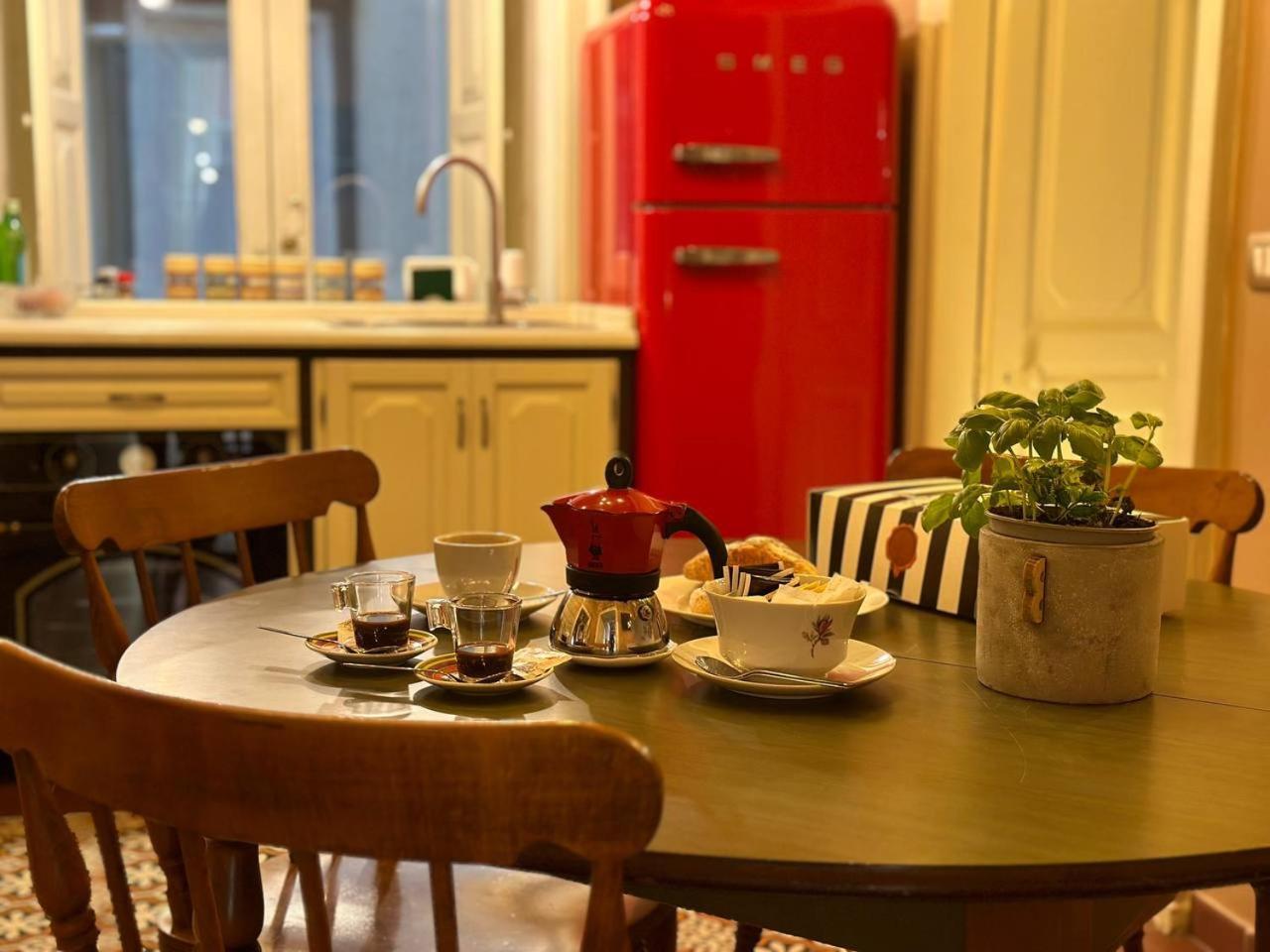 Bed and Breakfast I Leoni Di Rosaroll Napoli Esterno foto
