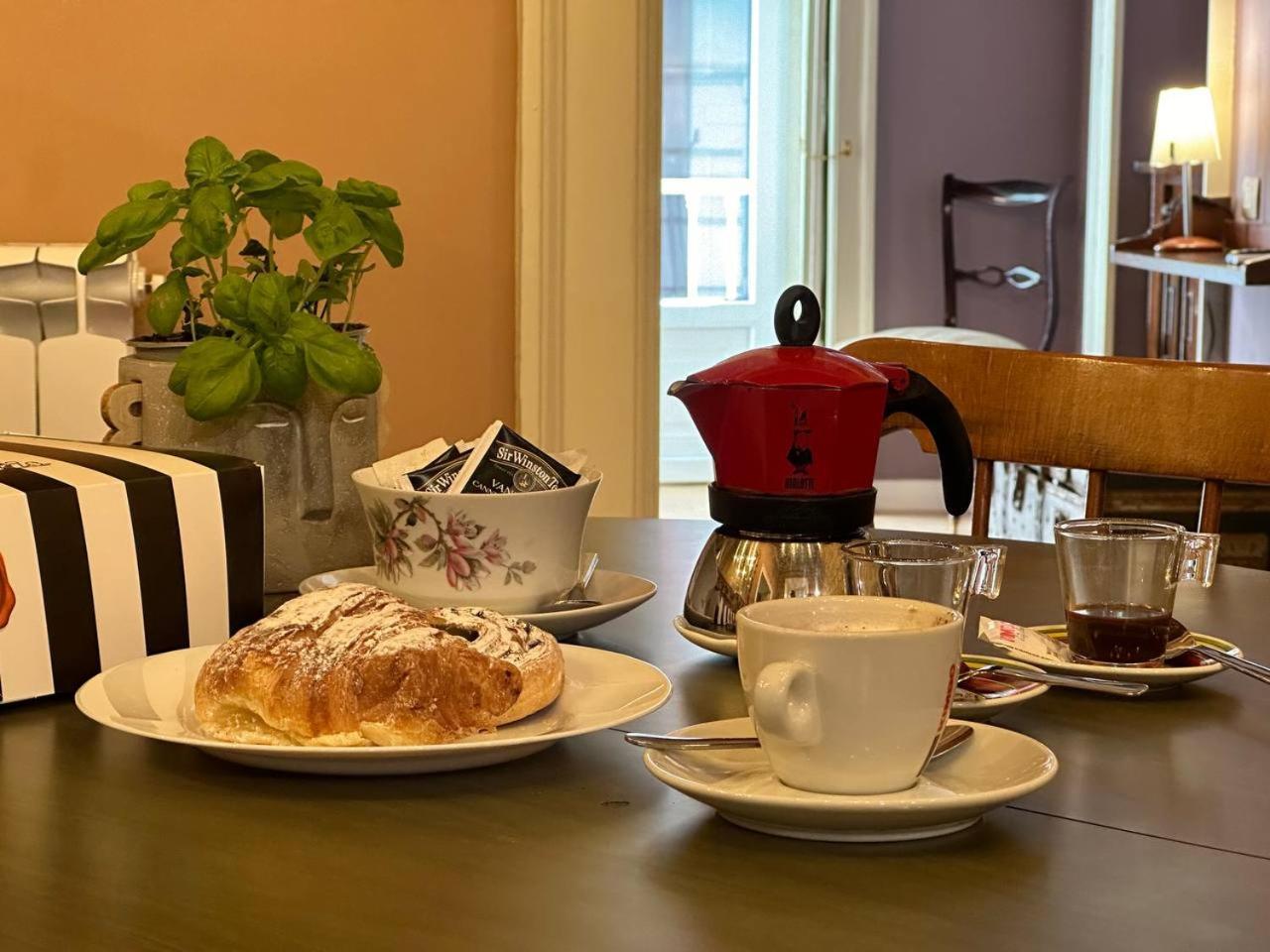 Bed and Breakfast I Leoni Di Rosaroll Napoli Esterno foto