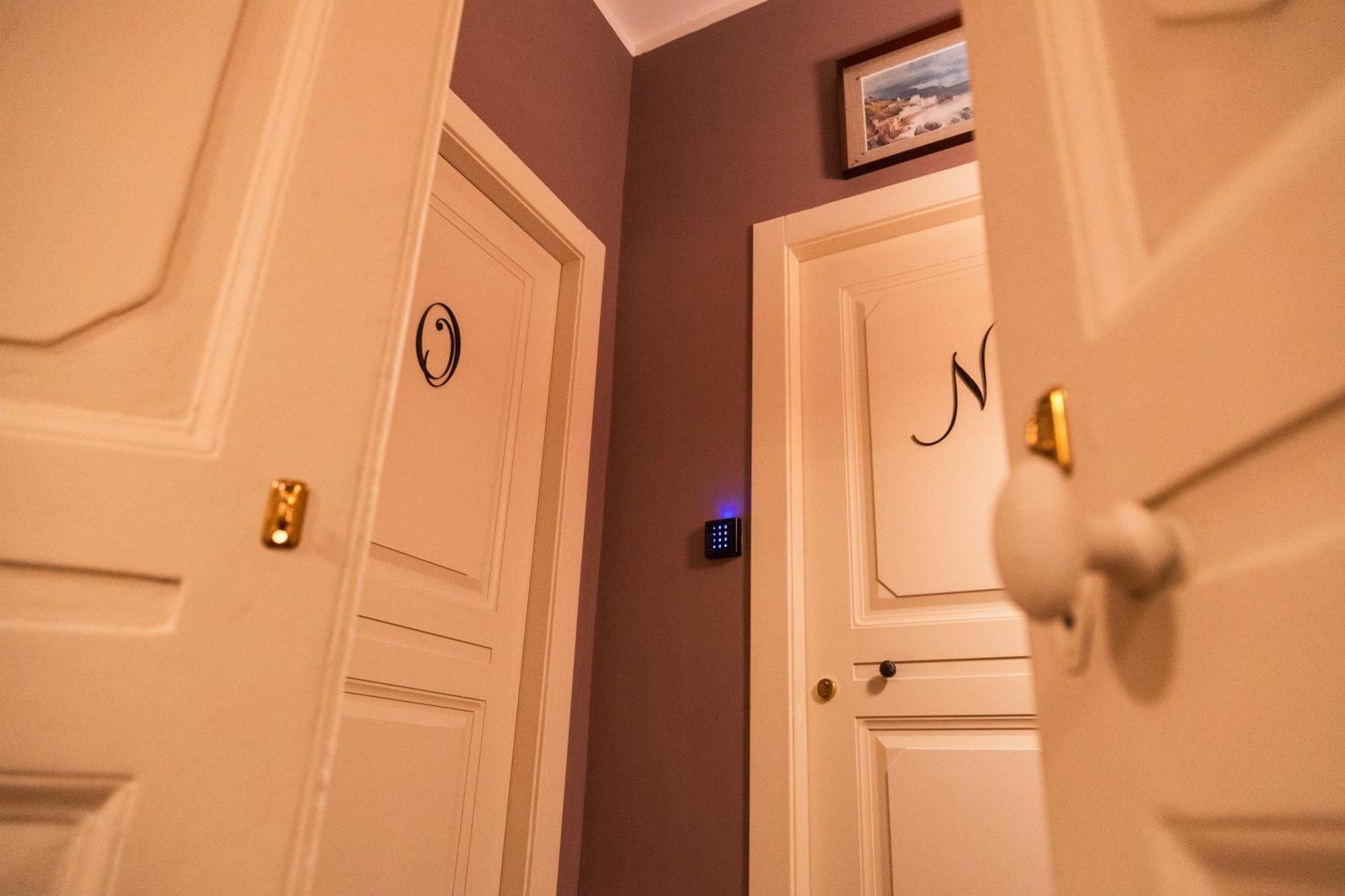 Bed and Breakfast I Leoni Di Rosaroll Napoli Esterno foto